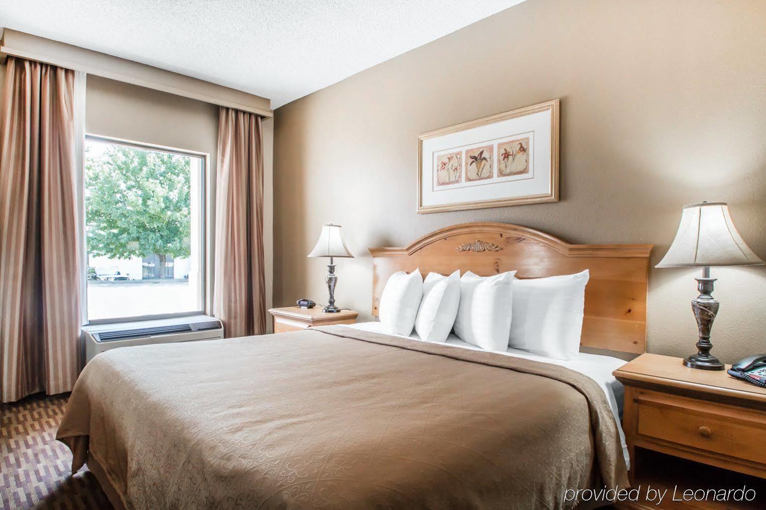 Quality Inn Us65 & E Battlefield Rd Springfield Exteriör bild