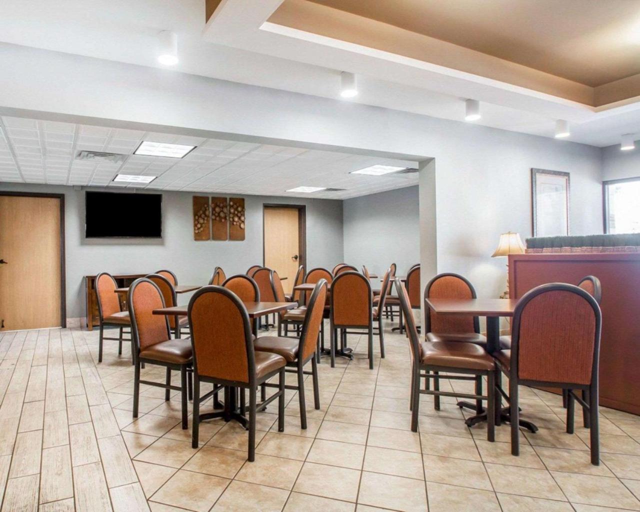 Quality Inn Us65 & E Battlefield Rd Springfield Exteriör bild